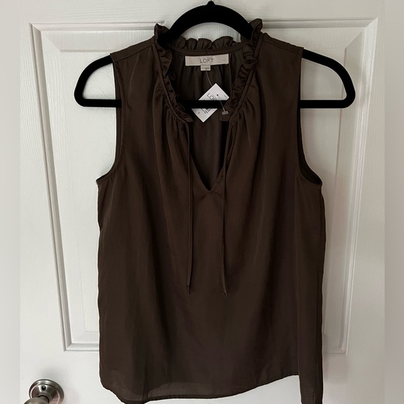 NWT LOFT  Ruffle Neck Sleeveless Blouse - Picture 2 of 3